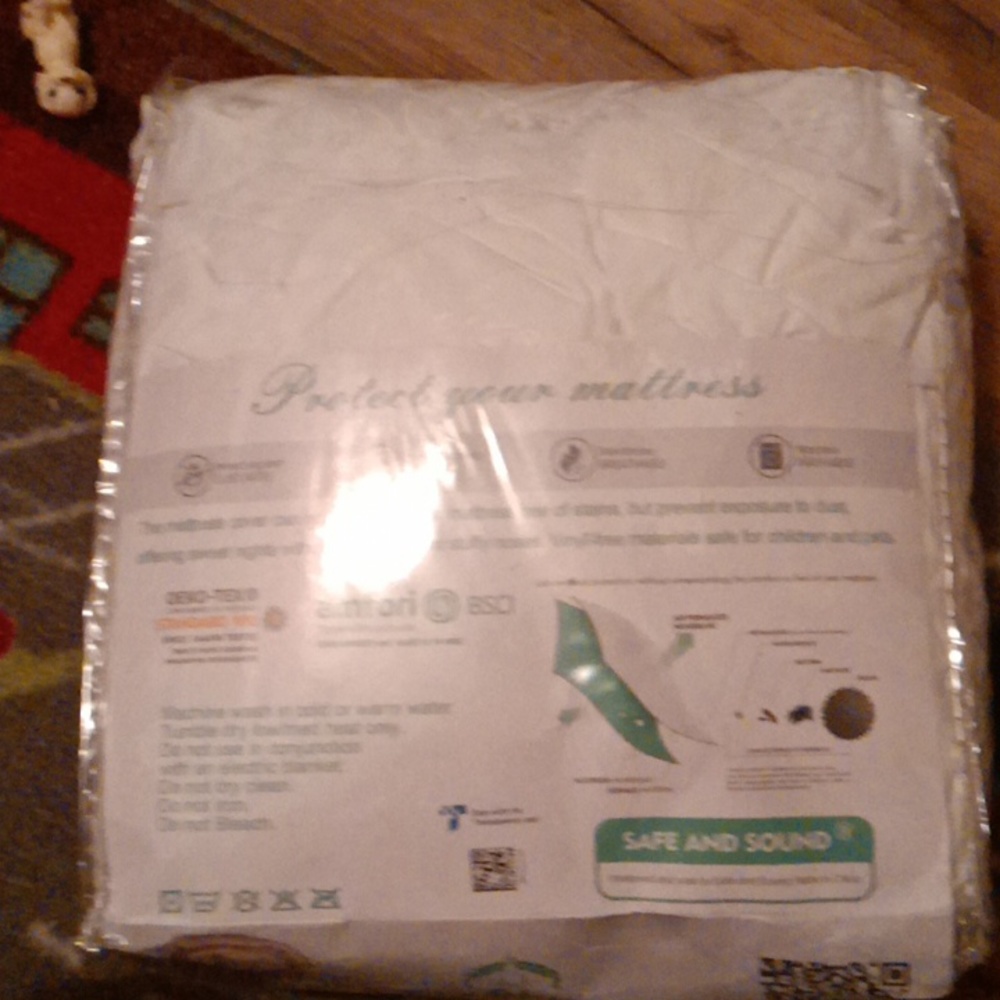 Premium mattress protector